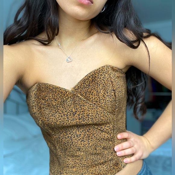 bagatelle Tops - VINTAGE BAGATELLE Leather Cheetah Print Corset Top